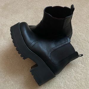 Princess Polly Lipstik Black Eamon Boots
